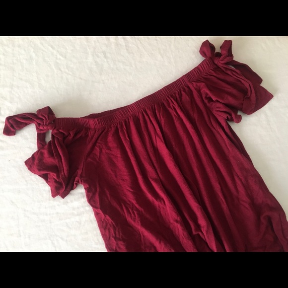 Off the Shoulder Top - Picture 3 of 7